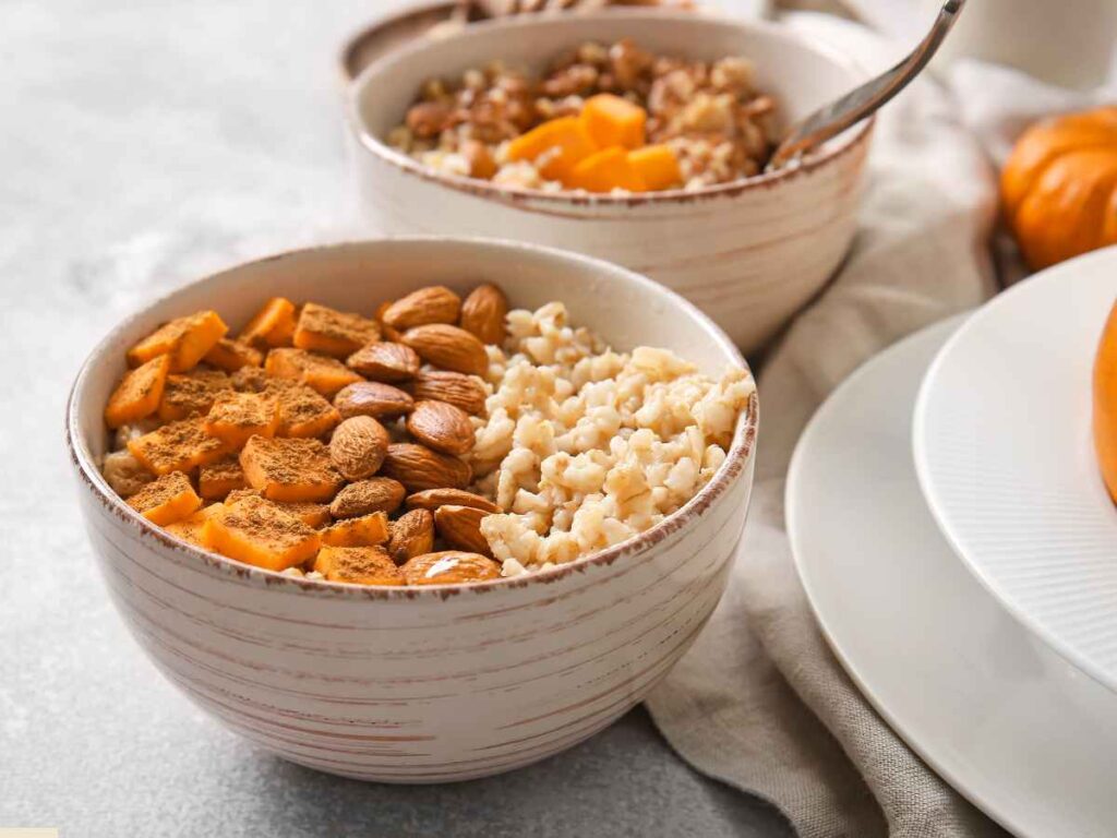 Pumpkin Oats with Toasted Almonds