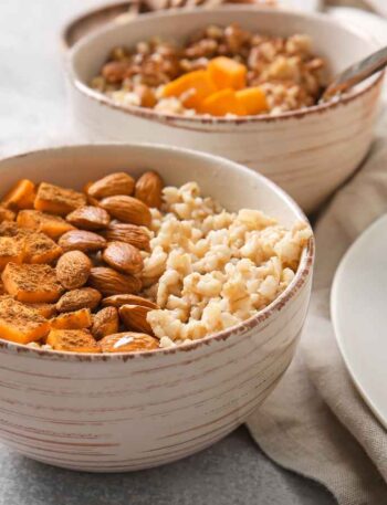 Pumpkin Oats with Toasted Almonds